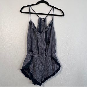 CUTE RIP CURL COVERUP✨